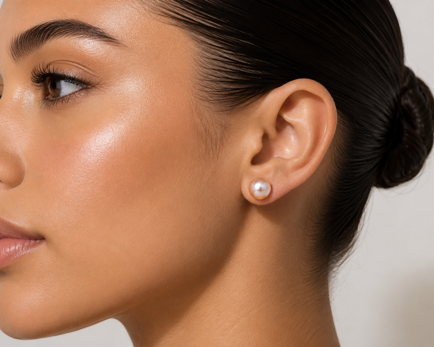 Classic Grade AAA Blush Pearl Stud