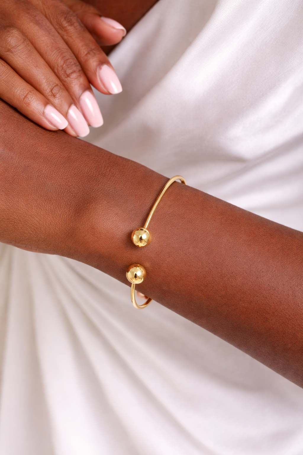 Isa Adjustable Bracelet