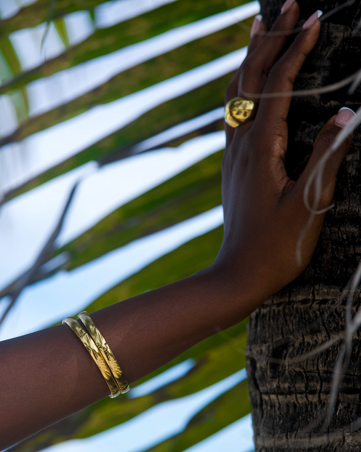Eterna Bangle