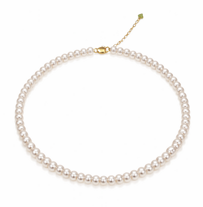 Minimalist Pearl Choker