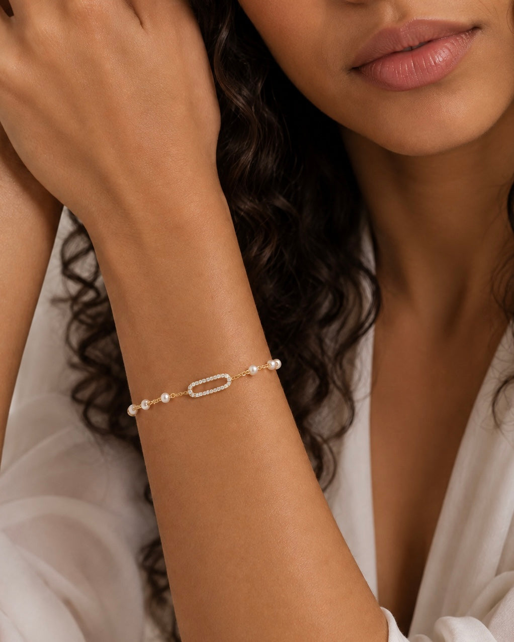 14k Solid Gold, Freshwater Pearl and Diamond Paperclip Bracelet